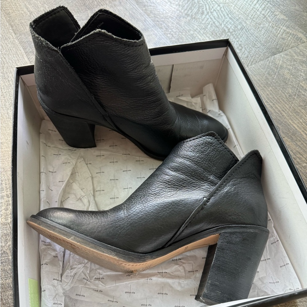 Black Dolce Vita Leather Ankle Boots